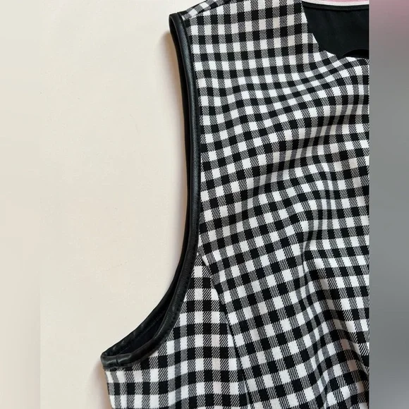 NWT Marc Cain shift dress. Size 5 in Marc Cain (L) - Picture 9 of 16